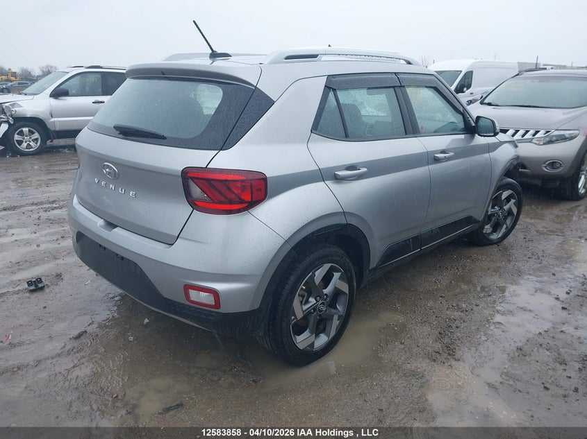 2025 Hyundai Venue Ultimate W/Black Interior (Ivt)