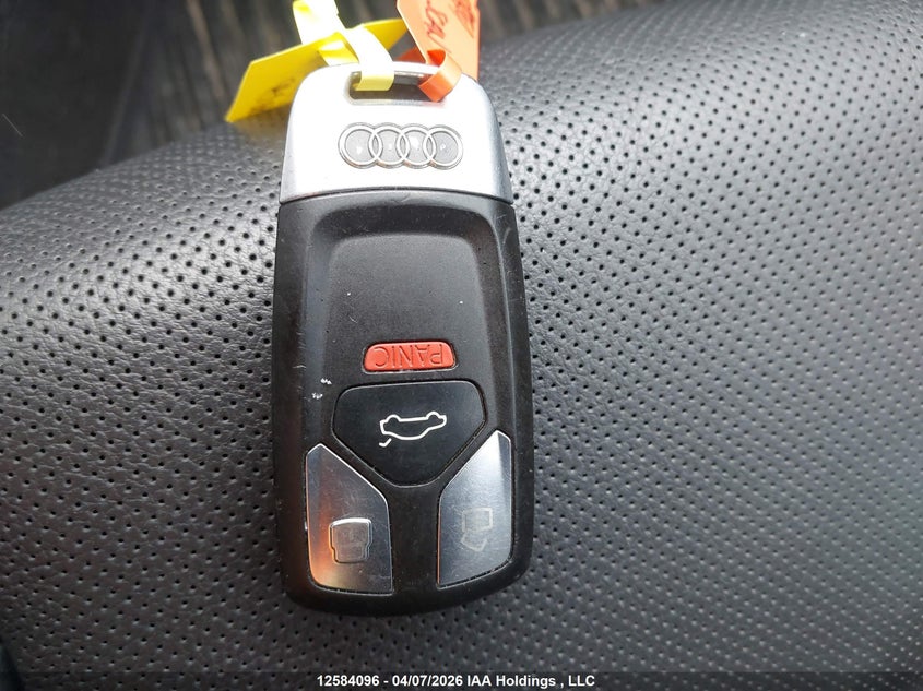 2017 Audi A4 2.0T Technik VIN: WAUFNAF41HN058738 Lot: 12584096