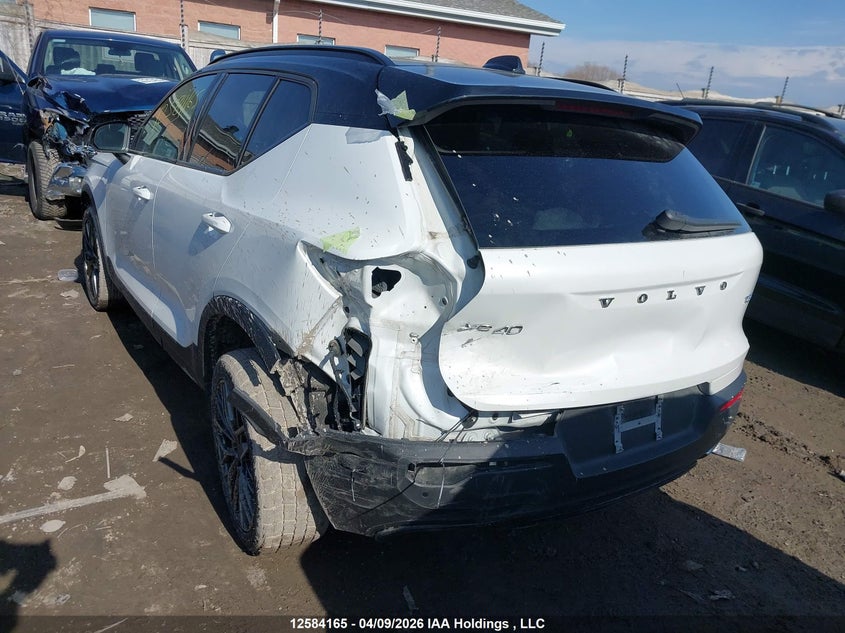 2019 Volvo Xc40 T5 Momentum/T5 R-Design VIN: YV4162XZ9K2005740 Lot: 12584165