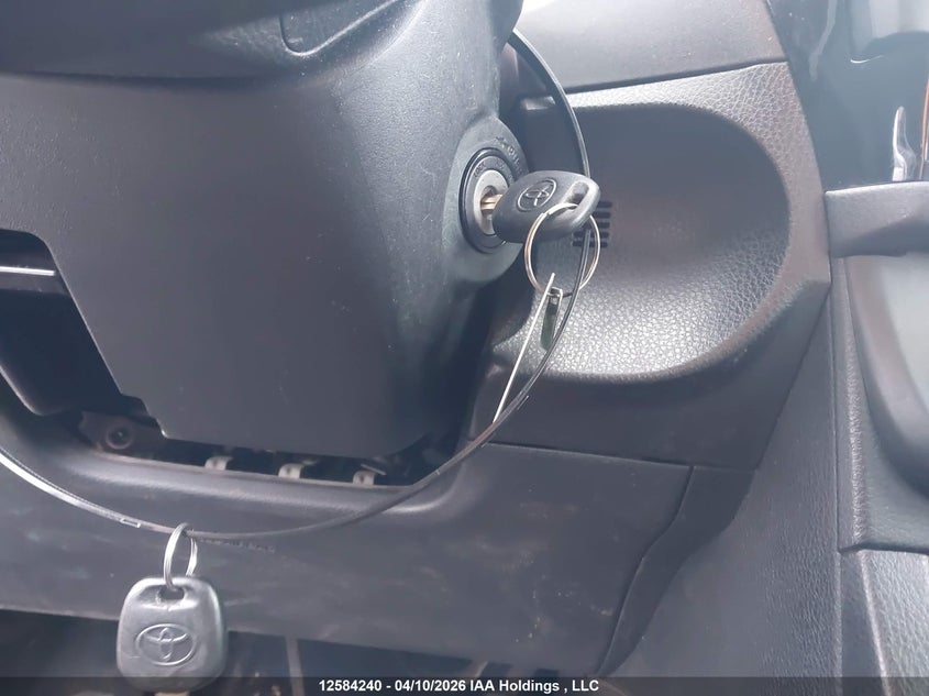 2014 Toyota Corolla VIN: 2T1BURHE7EC043152 Lot: 12584240