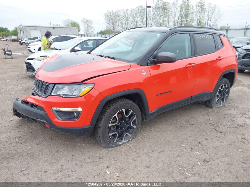 2021 Jeep Compass, Front, IAAI, VIN 3C4NJDDB9MT590214 — photo 2