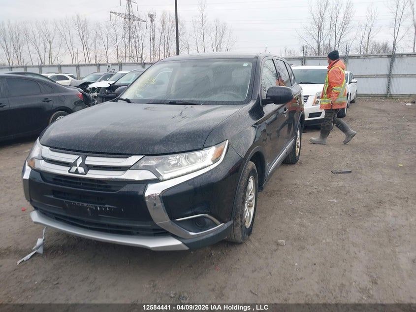 2018 Mitsubishi Outlander Es