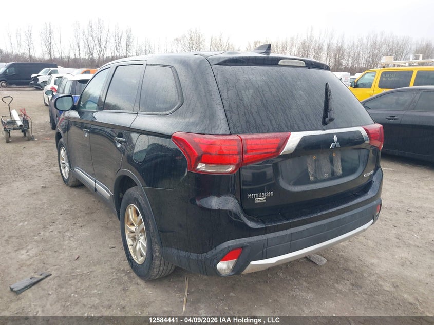 2018 Mitsubishi Outlander Es