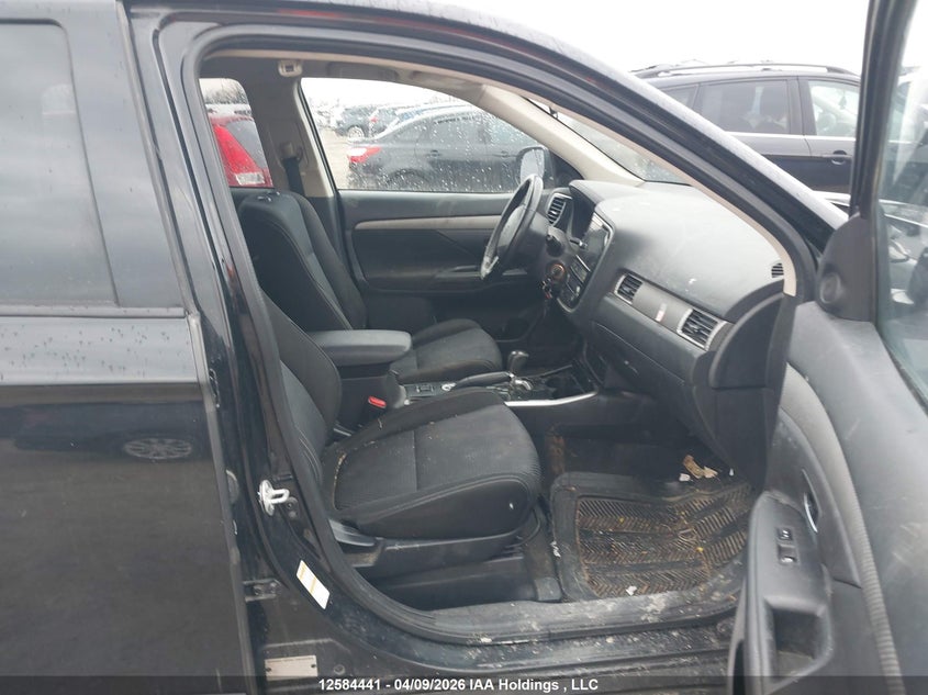 2018 Mitsubishi Outlander Es