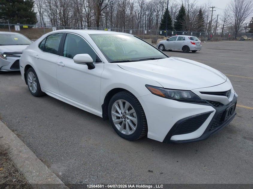 Vin: 4t1g11ak7ru915799, lot: 2980386, toyota camry se night shade/se 2024 img_1