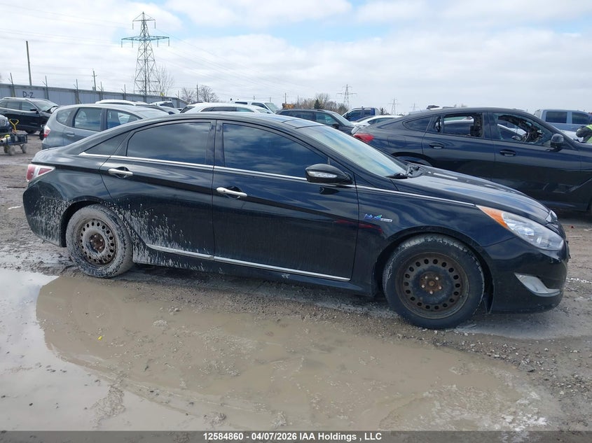 2014 Hyundai Sonata Hybrid Hybrid VIN: KMHEC4A45EA118211 Lot: 12584860