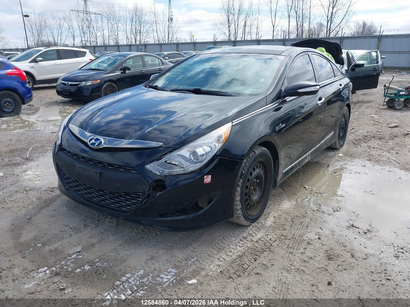 2014 Hyundai Sonata Hybrid Hybrid VIN: KMHEC4A45EA118211 Lot: 12584860