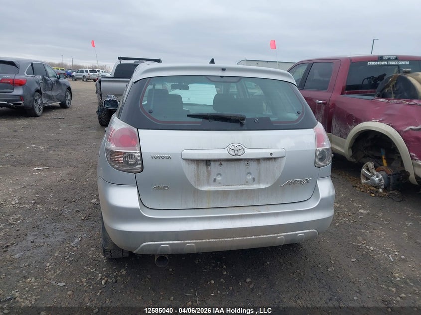 2005 Toyota Matrix Xr VIN: 2T1LR32E85C913857 Lot: 12585040