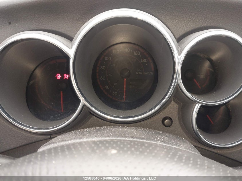 2005 Toyota Matrix Xr VIN: 2T1LR32E85C913857 Lot: 12585040