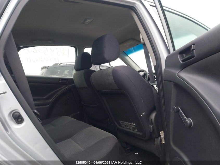 2005 Toyota Matrix Xr VIN: 2T1LR32E85C913857 Lot: 12585040