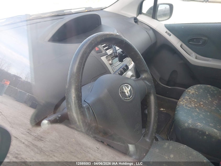 2008 Toyota Yaris VIN: JTDKT923585217294 Lot: 12585083