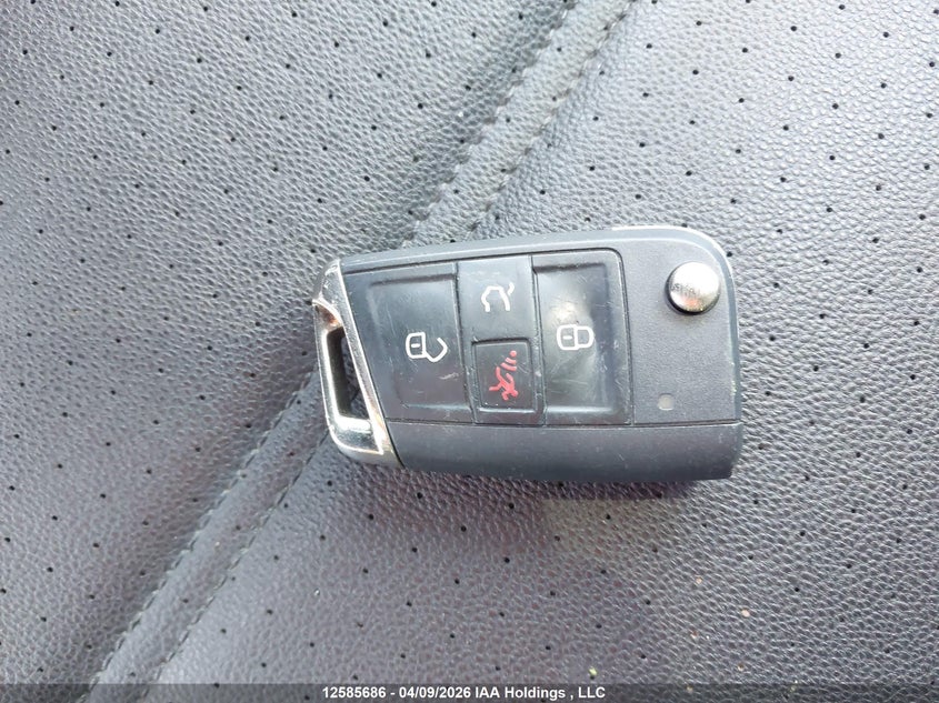 2018 Volkswagen Golf 1.8 Tsi Comfortline/1.8 Tsi Highline/1.8 Tsi Trendline VIN: 3VWB17AU9JM257346 Lot: 12585686