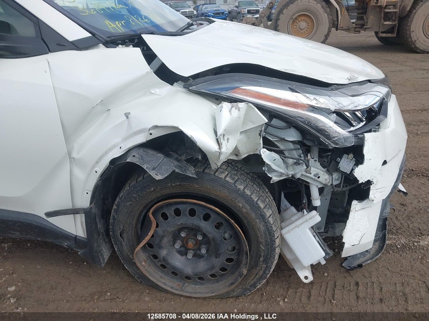 2021 Toyota C-Hr Xle/Le/Night Shade/Limited VIN: JTNKHMBX8M1098483 Lot: 12585708