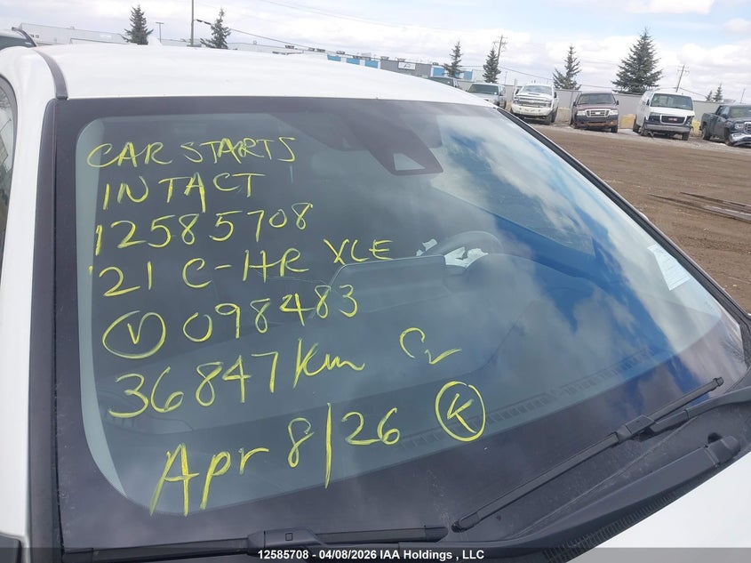 2021 Toyota C-Hr Xle/Le/Night Shade/Limited VIN: JTNKHMBX8M1098483 Lot: 12585708