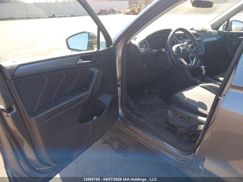 2022 Volkswagen Tiguan Comfortline VIN: 3VV2B7AX1NM125182 Lot: 12585755