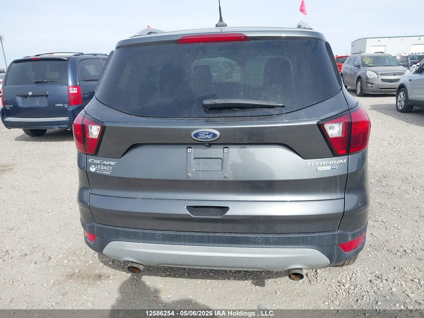 2019 Ford Escape Titanium VIN: 1FMCU9J92KUB35877 Lot: 12586254