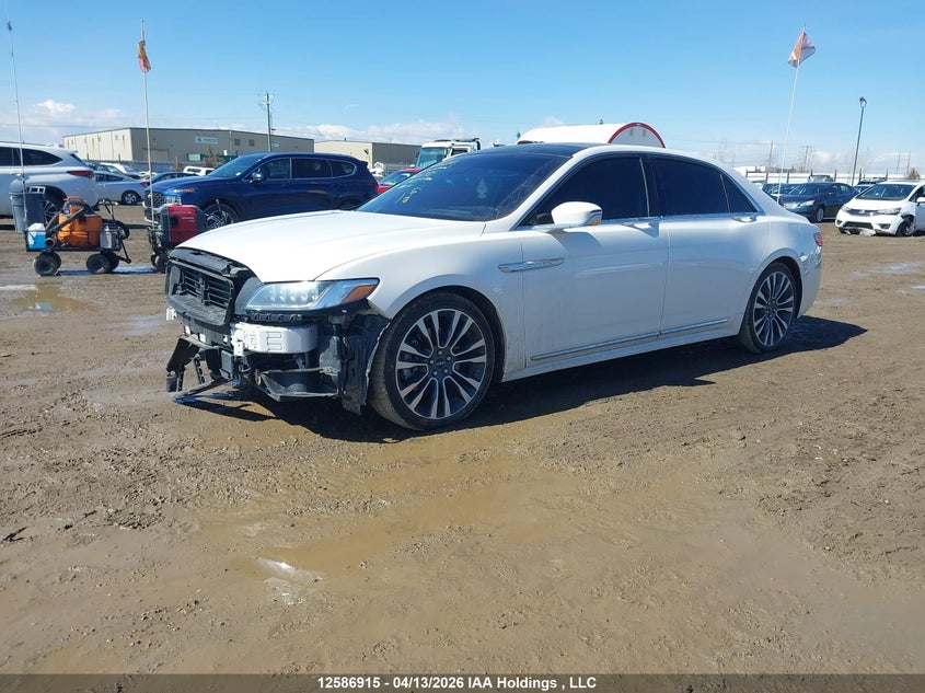 Vin: 1ln6l9nc6j5615354, lot: 2983004, lincoln continental reserve 20182