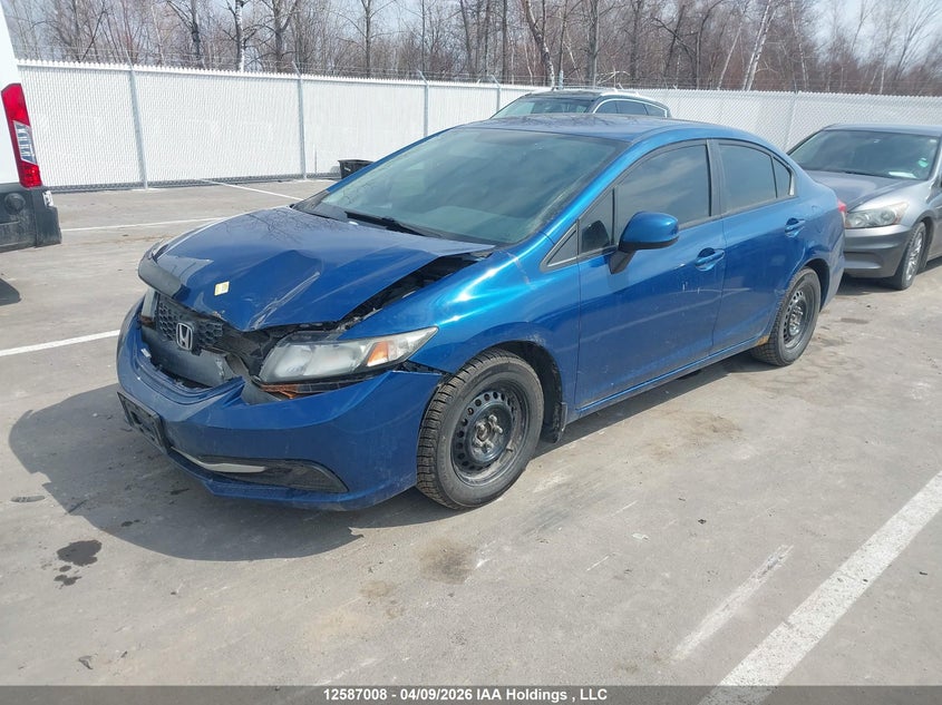 2013 Honda Civic, Front, IAAI, VIN 2HGFB2E45DH011574 — photo 2