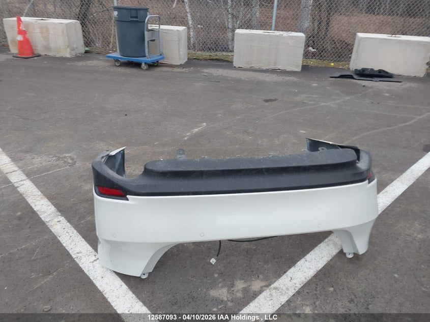 2018 Toyota Camry Xle VIN: 4T1B11HK6JU049663 Lot: 12587093