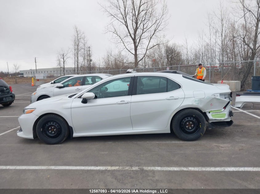 2018 Toyota Camry Xle VIN: 4T1B11HK6JU049663 Lot: 12587093