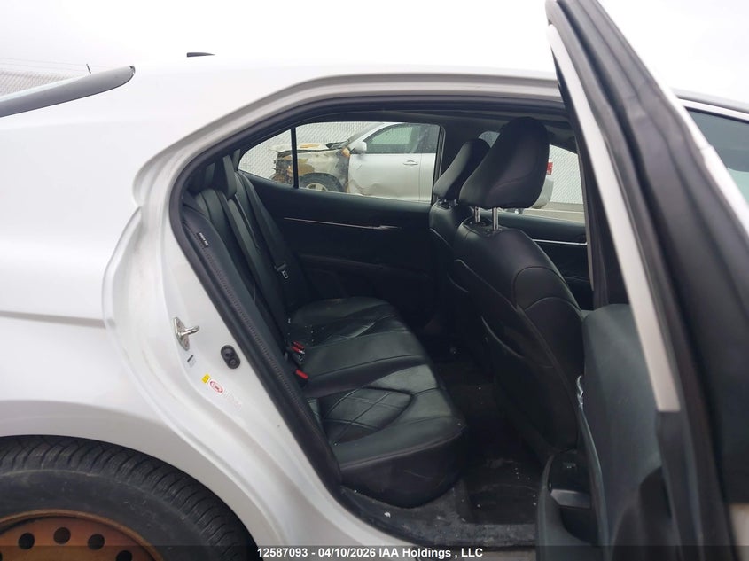 2018 Toyota Camry Xle VIN: 4T1B11HK6JU049663 Lot: 12587093