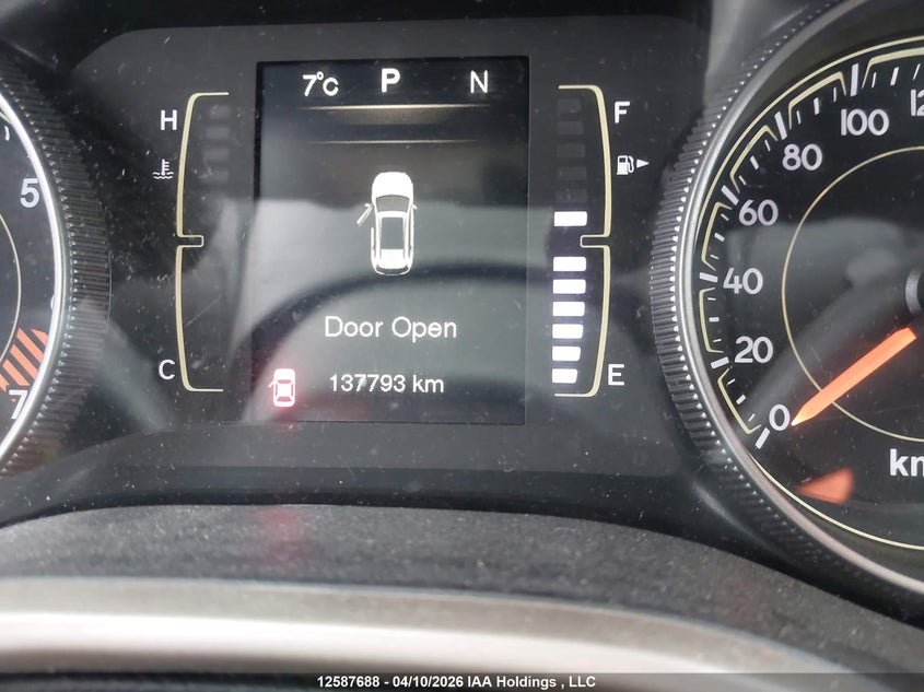 2015 Jeep Cherokee Latitude VIN: 1C4PJMCBXFW748518 Lot: 12587688