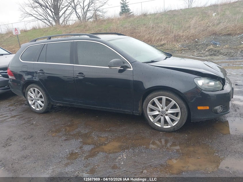 2014 Volkswagen Golf 2.0 Tdi Comfortline/2.0 Tdi Highline/2.0 Tdi Trendline/2.0 Tdi Wolfsburg Edition VIN: 3VWPL7AJ2EM612871 Lot: 12587989