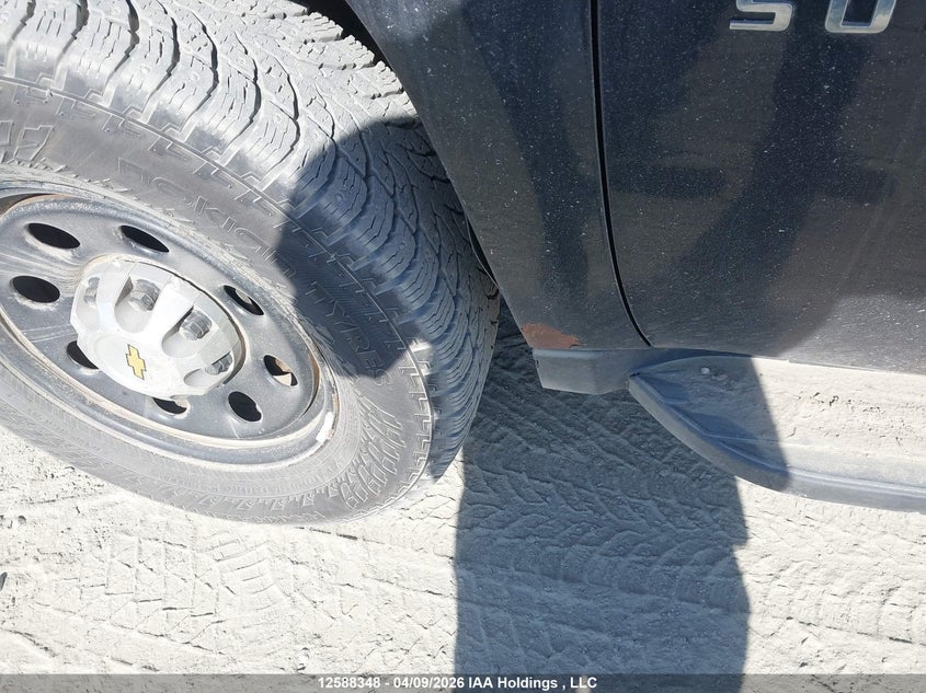 2011 Chevrolet Suburban K2500 Ls VIN: 1GNWKLEG2BR388818 Lot: 12588348