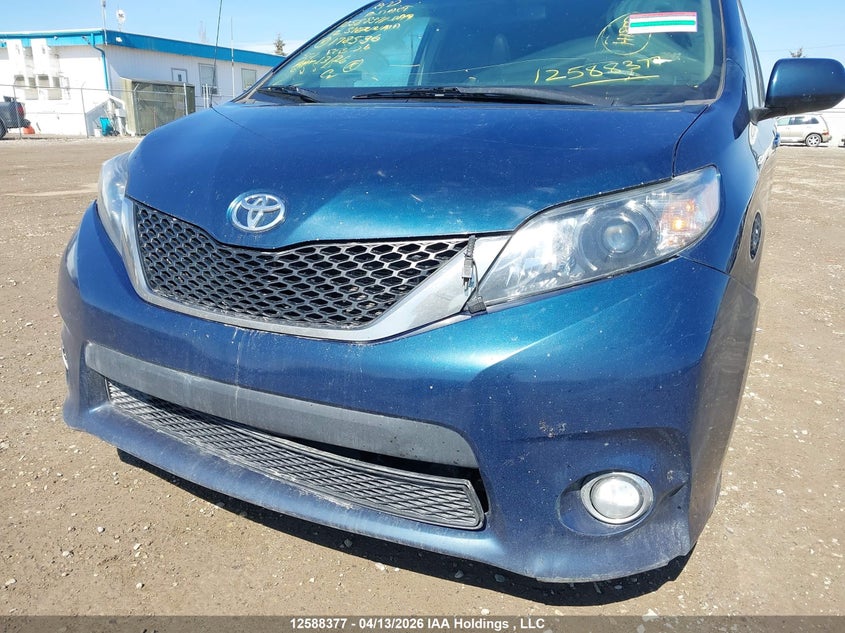2012 Toyota Sienna Se 8 Passenger VIN: 5TDXK3DC7CS178536 Lot: 12588377