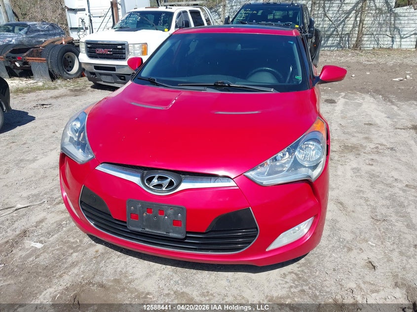 2013 Hyundai Veloster Tech VIN: KMHTC6AD0DU105348 Lot: 12588441