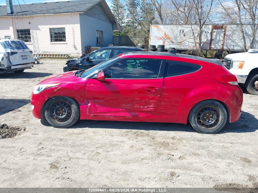 2013 Hyundai Veloster Tech VIN: KMHTC6AD0DU105348 Lot: 12588441