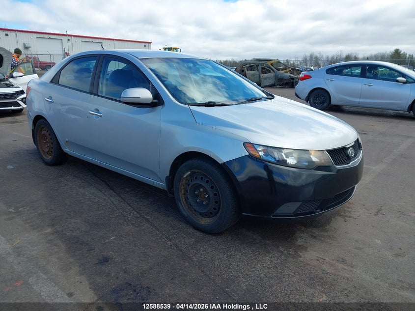 2013 KIA FORTE EX