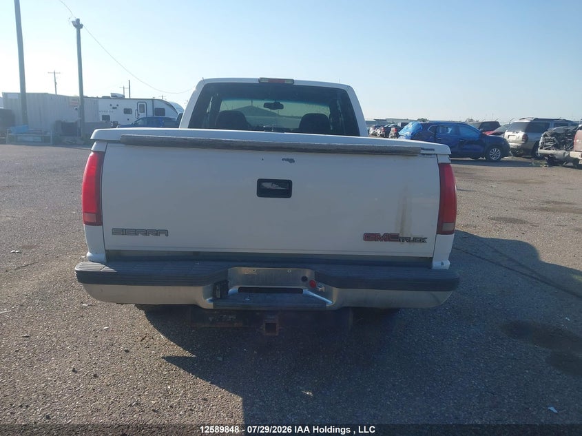 1997 GMC SIERRA PICKUP 5.7L V-8 255HP