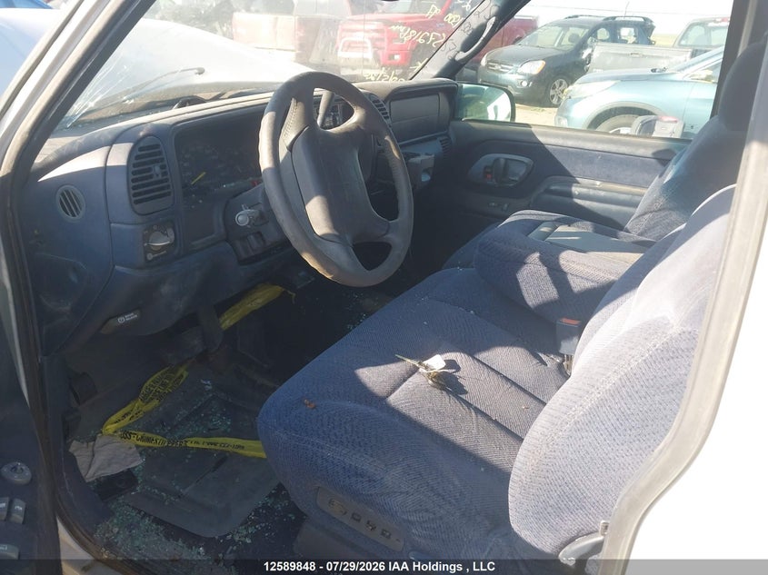 1997 GMC SIERRA PICKUP 5.7L V-8 255HP