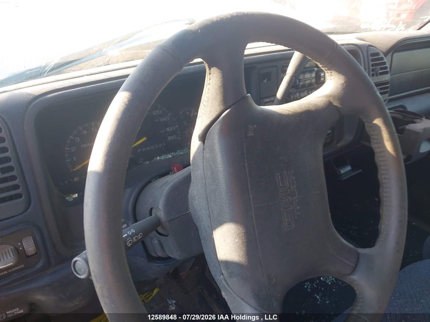 1997 GMC SIERRA PICKUP 5.7L V-8 255HP