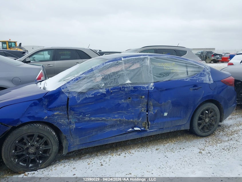 2019 Hyundai Elantra Sel/Value/Limited VIN: KMHD84LF4KU739235 Lot: 12590029