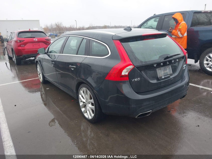 Vin: yv149msk7h1347192, lot: 2986853, volvo v60 t6 drive-e premier 20173
