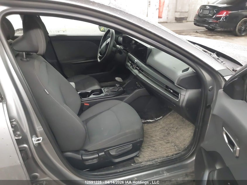 2025 KIA K4 SEDAN 2.0L I-4 DOHC, VVT, 147HP