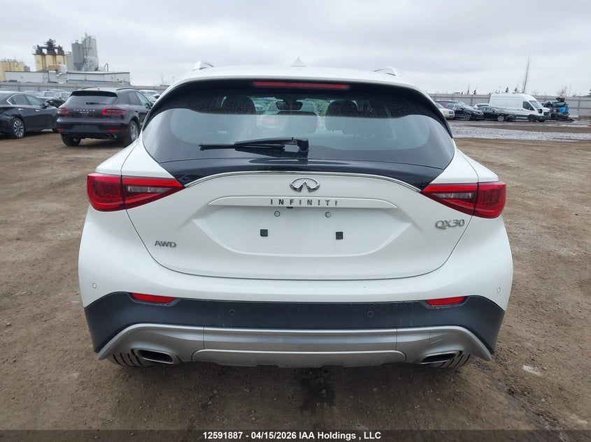 2017 Infiniti Qx30 Luxury/Premium/Sport VIN: SJKCH5CRXHA020885 Lot: 12591887