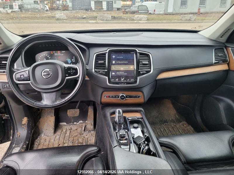 2016 Volvo Xc90 T8 VIN: YV4BC0PL7G1074579 Lot: 12592066