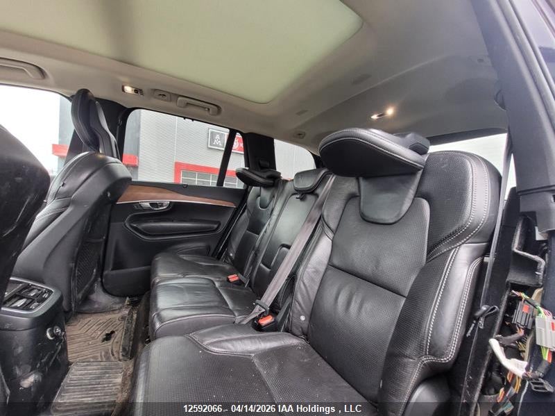 2016 Volvo Xc90 T8 VIN: YV4BC0PL7G1074579 Lot: 12592066