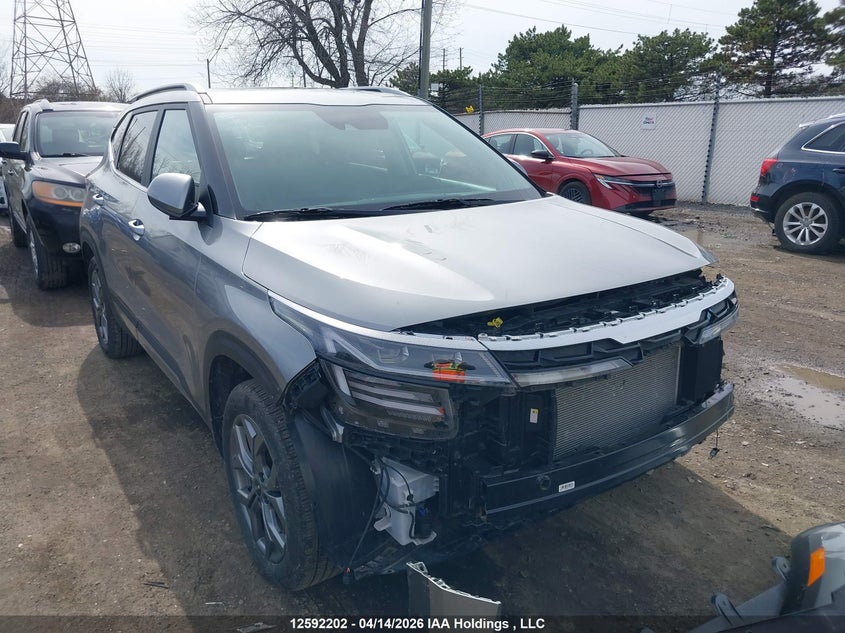 KNDEUCAA2S7791936 KIA SELTOS Photo 1