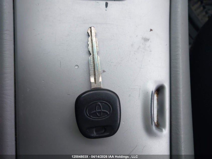 2005 Toyota Highlander VIN: JTEEP21A750111121 Lot: 12584803x