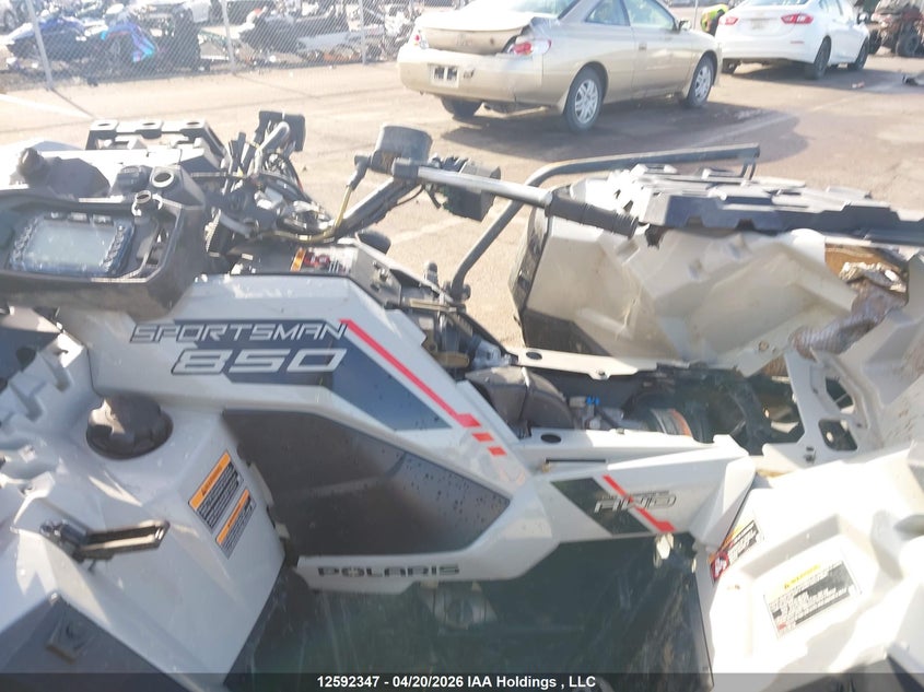2023 Polaris Sportsman 850 Ultimate Trail Le VIN: 4XASXZ856PB145736 Lot: 12592347