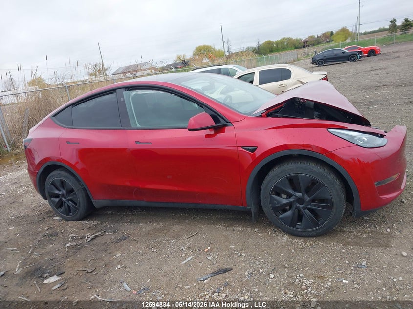 2024 Tesla Model Y Long Range VIN: 7SAYGDEEXRF203568 Lot: 12594834