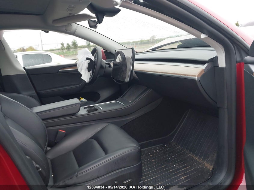2024 Tesla Model Y Long Range VIN: 7SAYGDEEXRF203568 Lot: 12594834