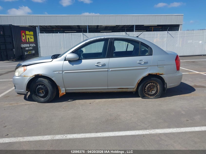 2007 Hyundai Accent Gl/Gls VIN: KMHCN45C67U150413 Lot: 12595375
