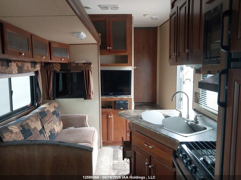 2015 OTHER COACHMEN 345BHS TRAILER N/A