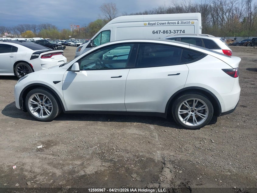 2021 Tesla Model y white Lot 111012595967 Vin 5YJYGDEE2MF070374