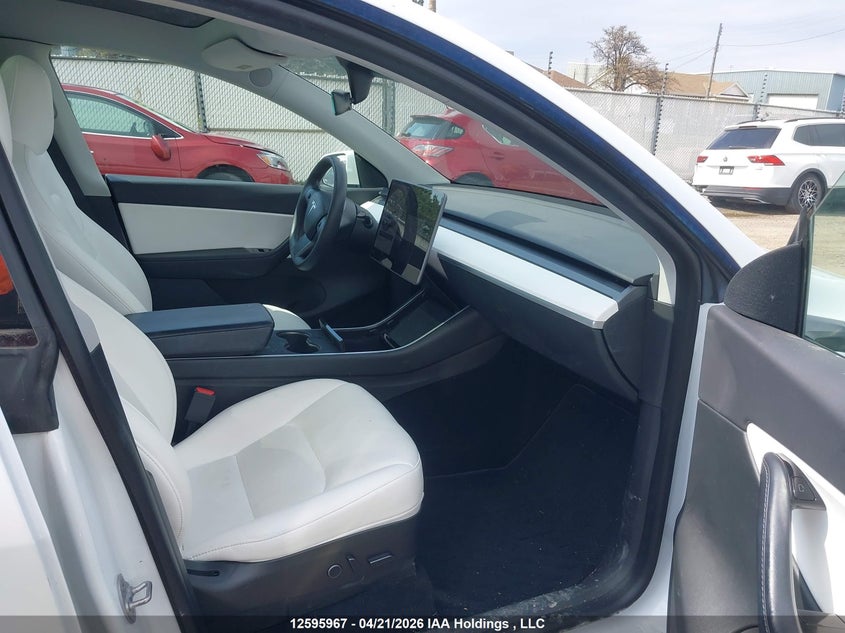 2021 Tesla Model y white Lot 111012595967 Vin 5YJYGDEE2MF070374